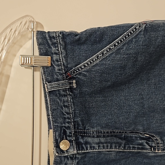 GAP carpenter style faded denim shorts size 6 EUC - Picture 2 of 9